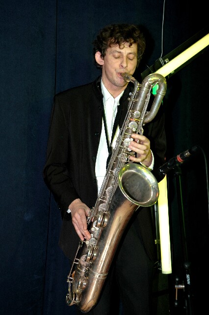 min 2007 12 16 agora 100